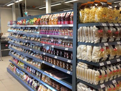 SHOP NÄTVERK "TOPP" - VALMIERA, RIGA STREET 64 - Leverans och installation av handelsutrustning.18